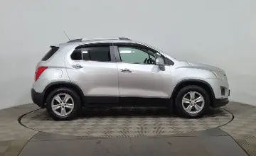 Chevrolet Tracker 2014 года за 3 990 000 тг. в Астана фото 4