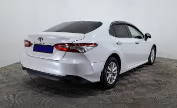 Toyota Camry 2018 года за 10 990 000 тг. в Астана фото 4