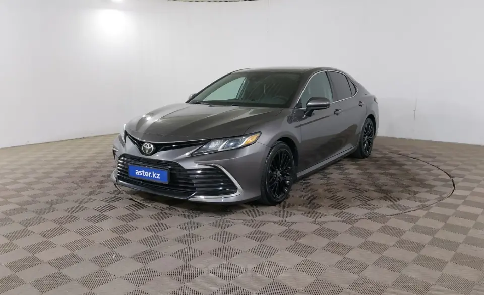 Toyota Camry 2021 года за 11 230 000 тг. в Шымкент