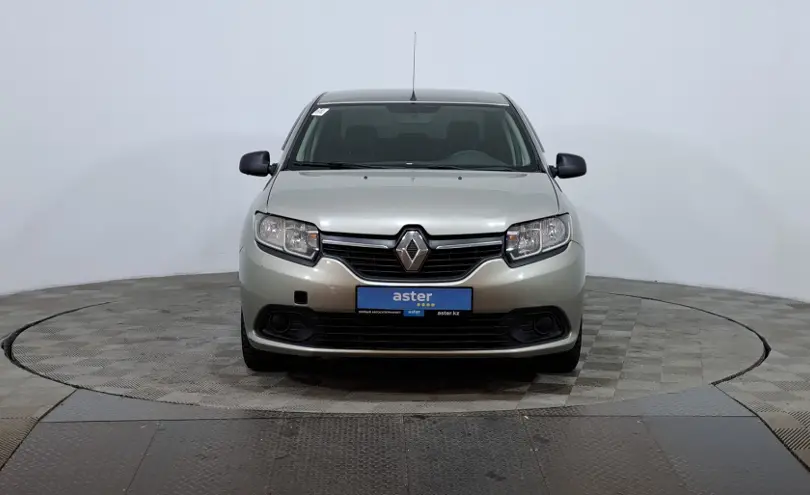 Renault Logan 2015 года за 2 700 000 тг. в Астана фото 2