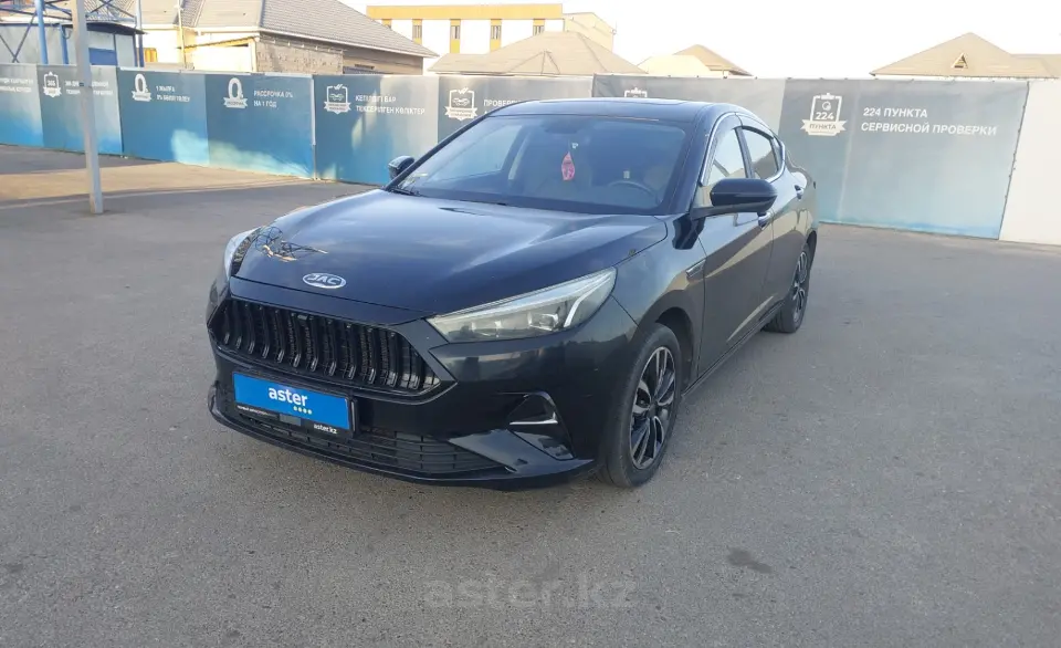2023 JAC J7