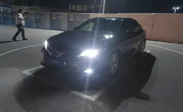 Toyota Camry 2018 года за 11 590 000 тг. в Шымкент фото 1