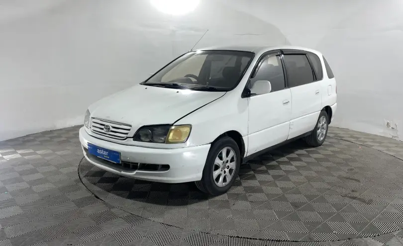 Toyota Ipsum 1997 года за 1 800 000 тг. в Павлодар