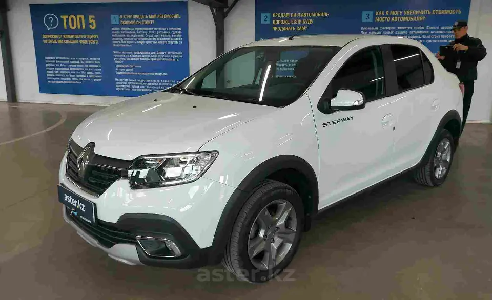 2021 Renault Logan