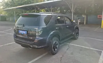 Toyota Fortuner 2015 года за 11 990 000 тг. в Алматы фото 3