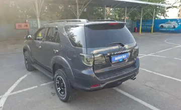 Toyota Fortuner 2015 года за 11 990 000 тг. в Алматы фото 4
