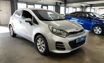Kia Rio 2015 года за 3 990 000 тг. в Астана фото 2