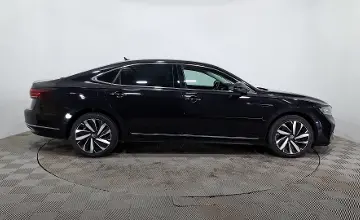 Volkswagen Passat 2022 года за 10 990 000 тг. в Астана фото 4