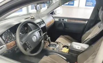 Volkswagen Touareg 2008 года за 5 990 000 тг. в Астана фото 5