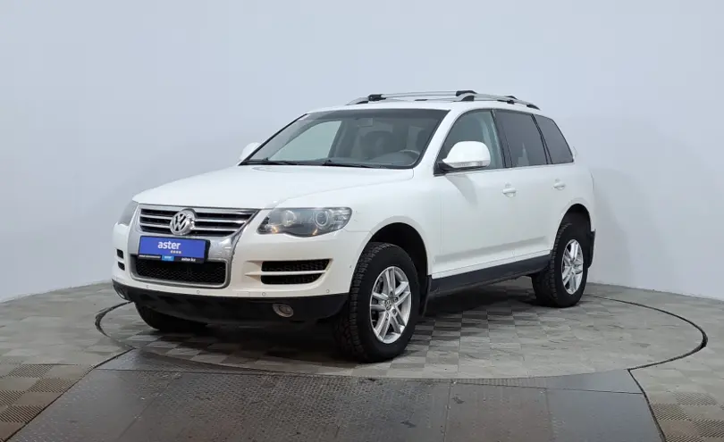 Volkswagen Touareg 2008 года за 4 970 000 тг. в Астана фото 1