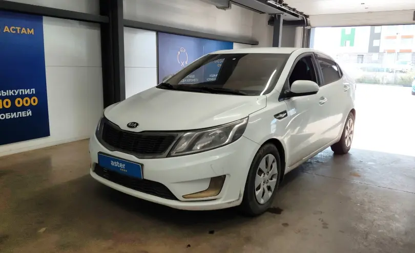 Kia Rio 2013 года за 3 500 000 тг. в Астана