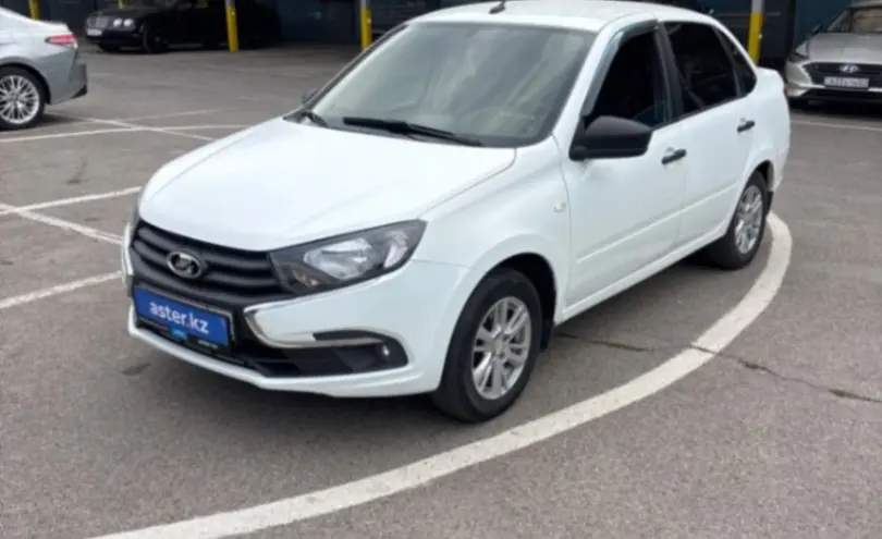 LADA (ВАЗ) Granta 2018 года за 2 890 000 тг. в Алматы
