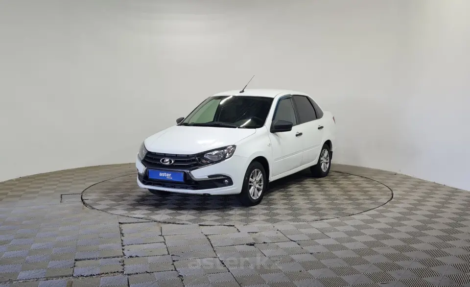 LADA (ВАЗ) Granta 2018 года за 2 360 000 тг. в Алматы
