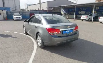 Chevrolet Cruze 2011 года за 3 390 000 тг. в Шымкент фото 4