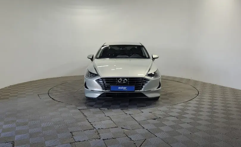 Hyundai Sonata 2023 года за 11 590 000 тг. в Алматы фото 2