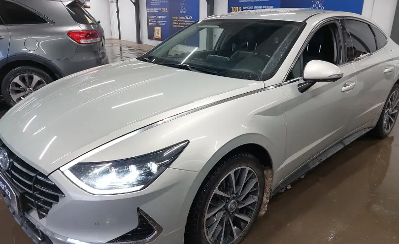 Hyundai Sonata 2020 года за 10 000 000 тг. в Павлодар