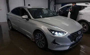 Hyundai Sonata 2020 года за 10 000 000 тг. в Павлодар фото 2