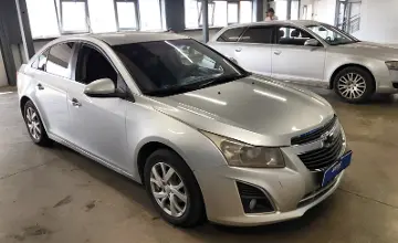 Chevrolet Cruze 2014 года за 3 290 000 тг. в Астана фото 2