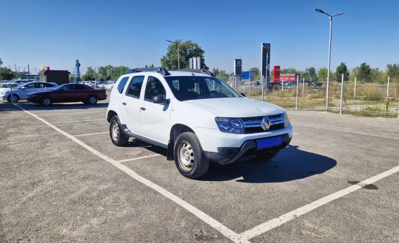 Renault Duster 2017 года за 1 900 000 тг. в Талдыкорган фото 3