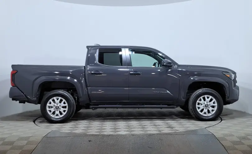 Toyota Tacoma 2025 года за 22 150 000 тг. в Астана фото 4