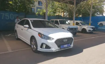 Hyundai Sonata 2019 года за 8 290 000 тг. в Алматы фото 2