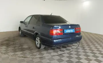 Volkswagen Passat 1994 года за 890 000 тг. в Шымкент фото 4