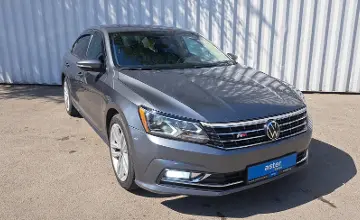Volkswagen Passat 2018 года за 6 490 000 тг. в Алматы фото 3