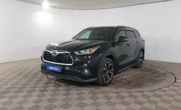 Toyota Highlander 2022 года за 23 000 000 тг. в Шымкент фото 1