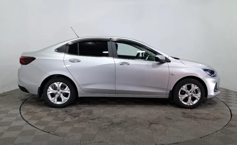 Chevrolet Onix 2025 года за 5 950 000 тг. в Алматы фото 4