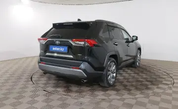 Toyota RAV4 2021 года за 15 000 000 тг. в Шымкент
