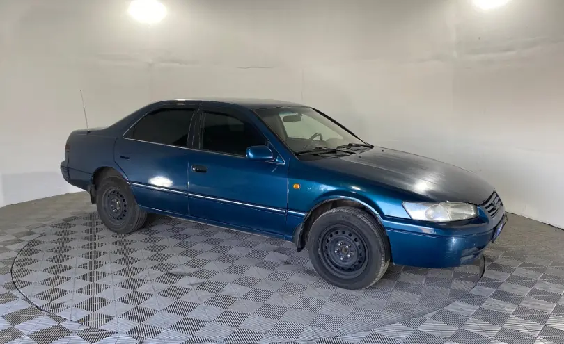 Toyota Camry 1998 года за 2 100 000 тг. в Павлодар фото 3
