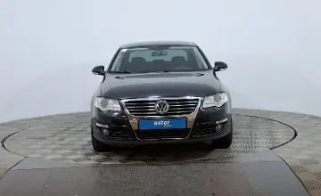 Volkswagen Passat 2010 года за 3 890 000 тг. в Астана фото 2