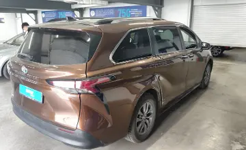 Toyota Sienna 2022 года за 14 990 000 тг. в Астана фото 3