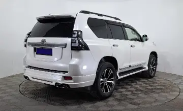Toyota Land Cruiser Prado 2015 года за 17 990 000 тг. в Астана