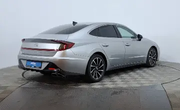 Hyundai Sonata 2020 года за 9 890 000 тг. в Астана
