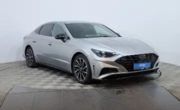 Hyundai Sonata 2020 года за 9 890 000 тг. в Астана фото 3
