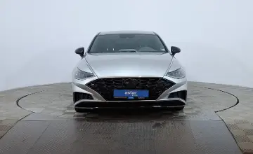 Hyundai Sonata 2020 года за 9 890 000 тг. в Астана фото 2