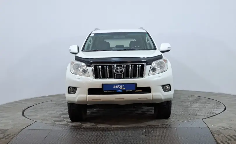 Toyota Land Cruiser Prado 2012 года за 13 990 000 тг. в Астана фото 2