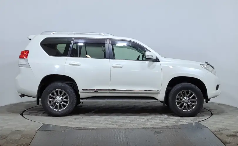 Toyota Land Cruiser Prado 2012 года за 13 990 000 тг. в Астана фото 4