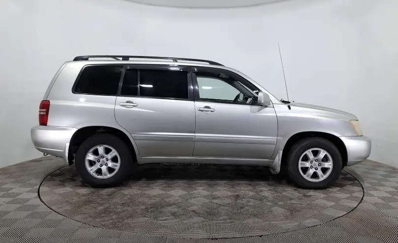 Toyota Highlander 2002 года за 4 990 000 тг. в Астана фото 4
