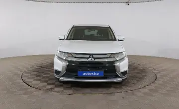 Mitsubishi Outlander 2018 года за 8 990 000 тг. в Шымкент фото 2