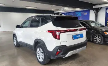 Kia Seltos 2023 года за 9 790 000 тг. в Астана фото 4