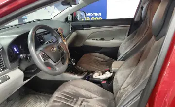 Hyundai Elantra 2018 года за 6 590 000 тг. в Астана фото 5