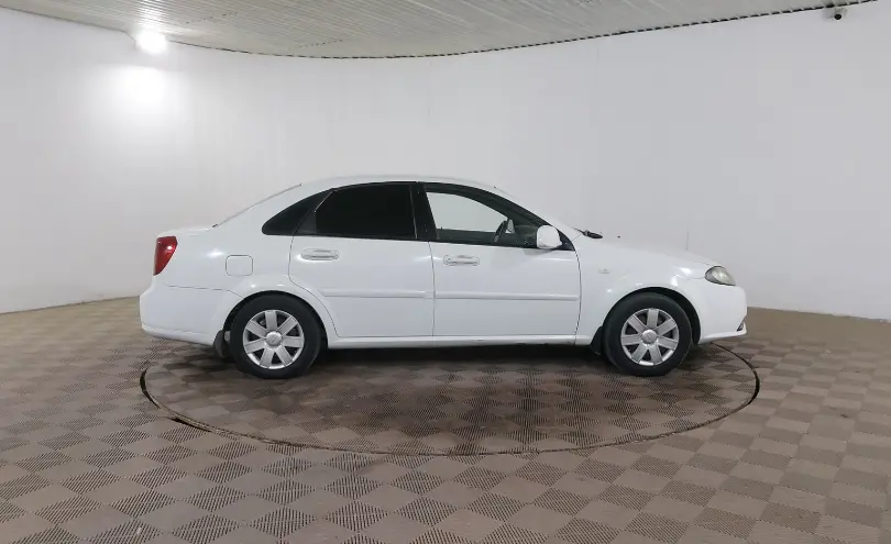Ravon Gentra 2017 года за 3 000 000 тг. в Шымкент фото 4