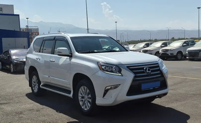 Lexus GX 2018 года за 26 250 000 тг. в Алматы фото 3