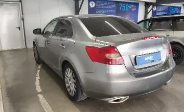 Suzuki Kizashi 2011 года за 3 990 000 тг. в Астана фото 4