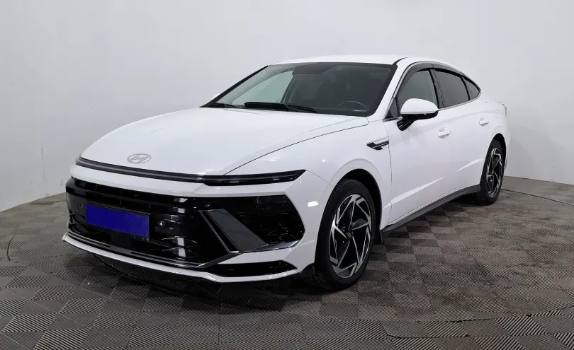 Hyundai Sonata 2024 года за 14 290 000 тг. в Астана