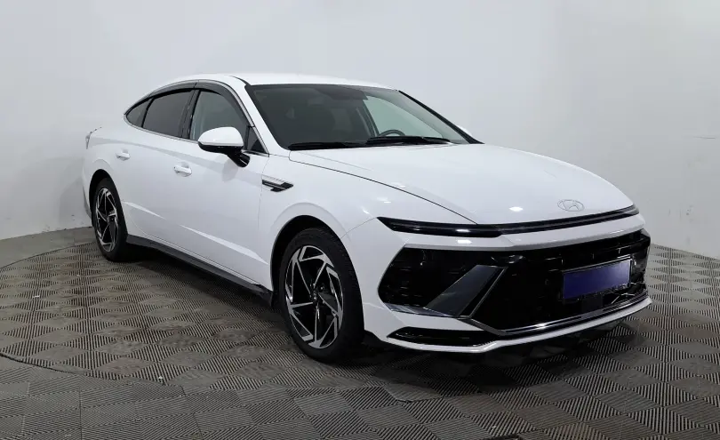 Hyundai Sonata 2024 года за 13 890 000 тг. в Алматы фото 3