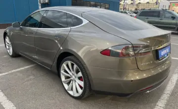 Tesla Model S 2015 года за 9 790 000 тг. в Алматы фото 4