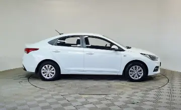 Hyundai Accent 2018 года за 6 990 000 тг. в Алматы фото 4